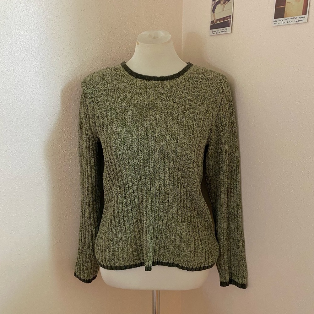 Liz Claiborne Green Sweater
